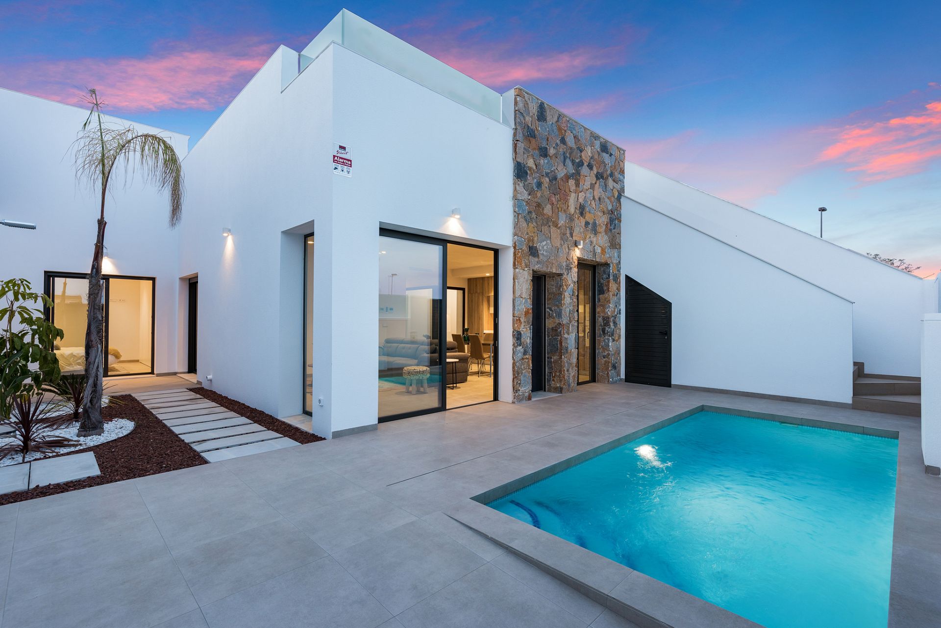 Townhouse with 2 bedrooms and private pool in Pilar de la Horadada - Spain Select